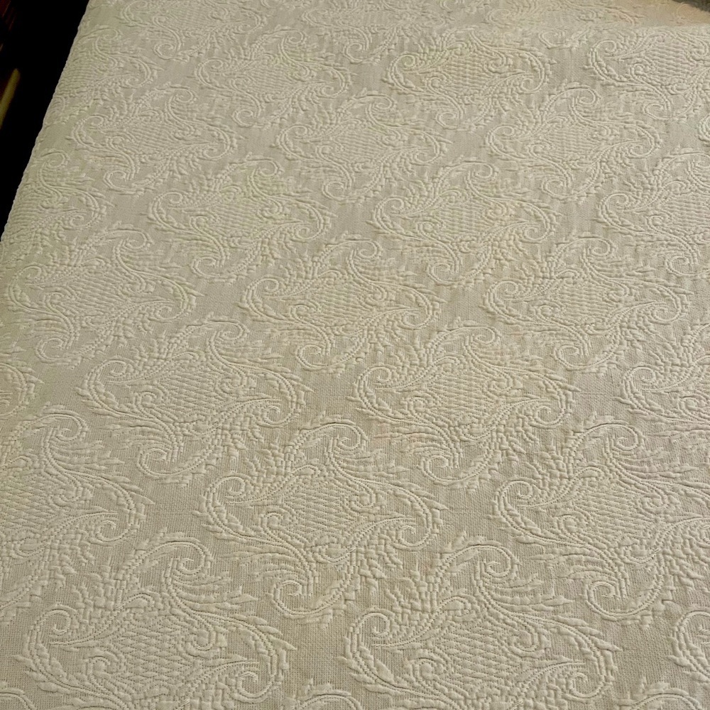 Beautiful Peacock Alley Coverlet and two Eurp Shams